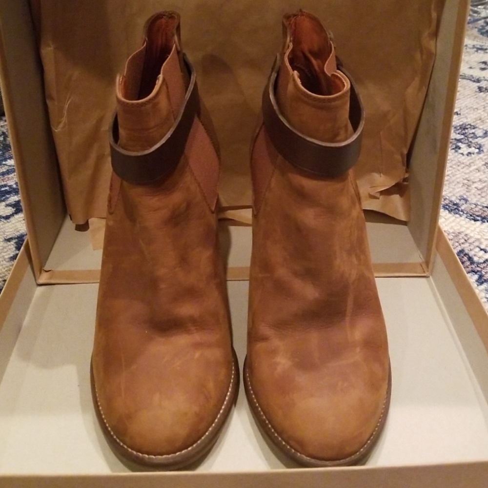Madewell ankle high heel tab boots